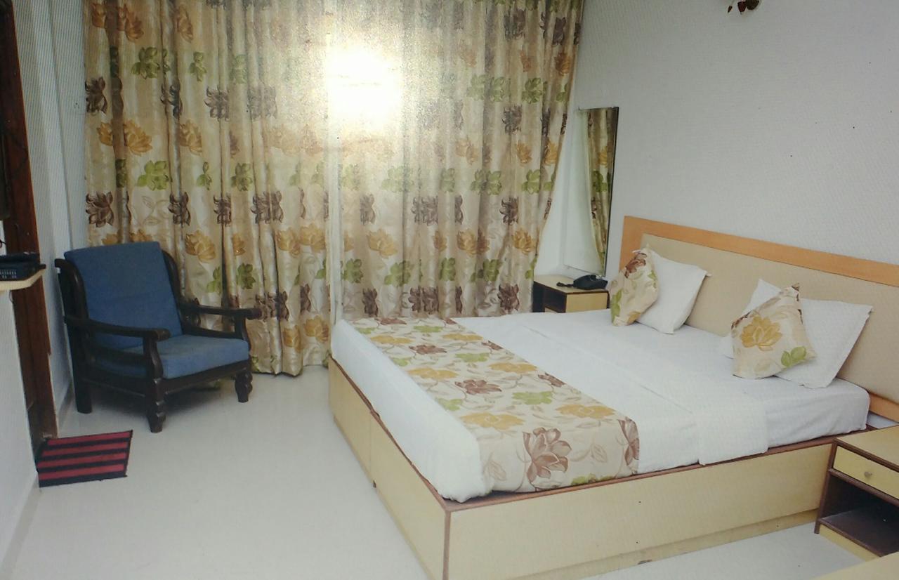Hotel Sunrise Panaji Exterior photo