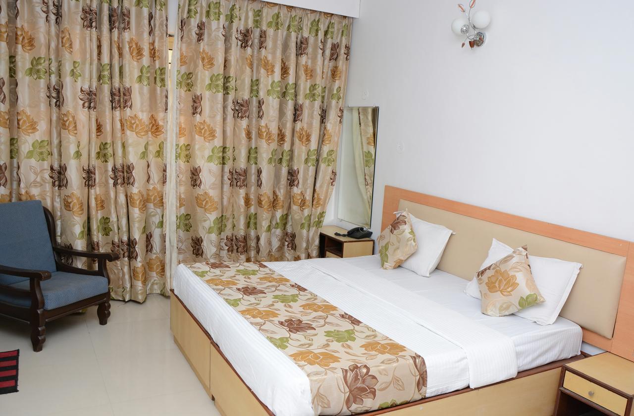 Hotel Sunrise Panaji Exterior photo