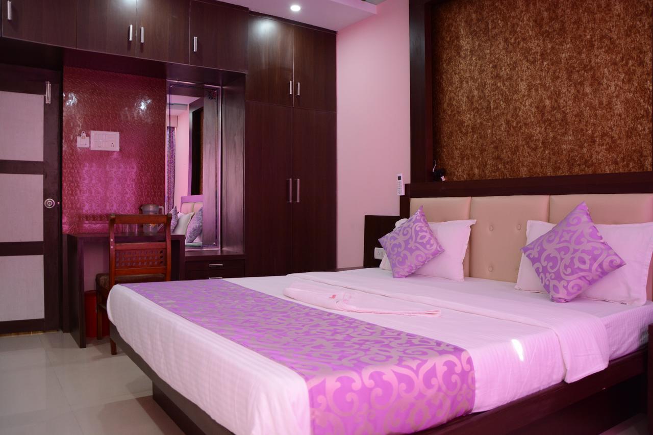 Hotel Sunrise Panaji Exterior photo