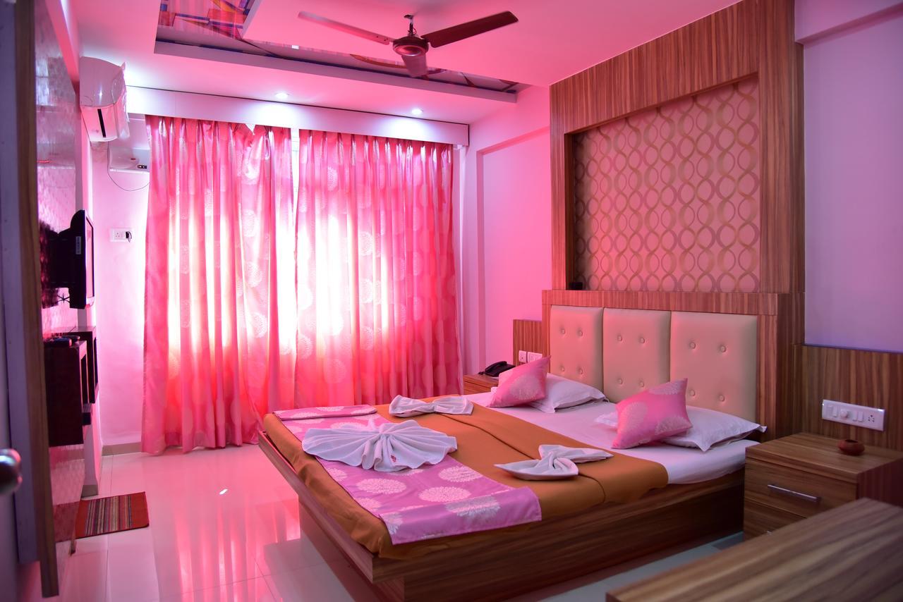 Hotel Sunrise Panaji Exterior photo